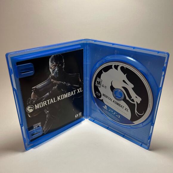 Mortal Kombat XL - CIB - PS4 - Picture 2 of 5
